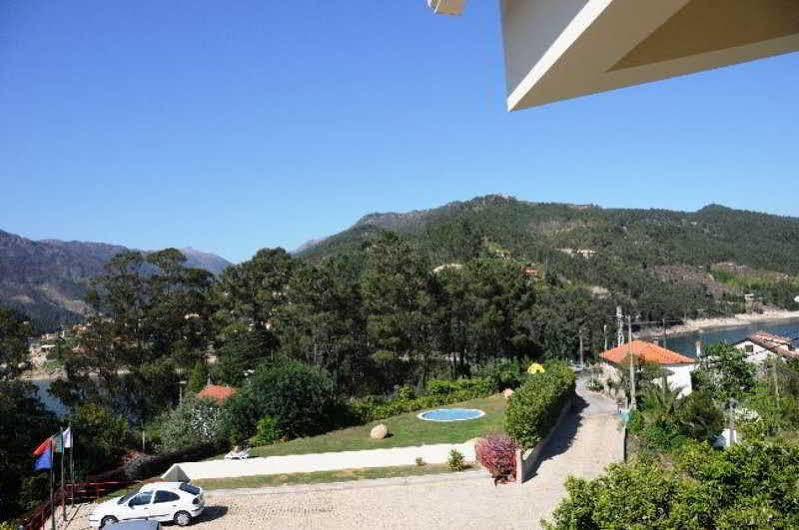 Hotel Eco Salvador Geres Exterior foto